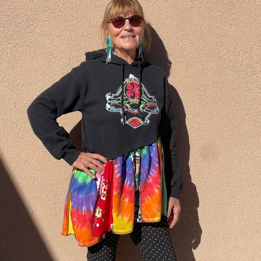 Black hoodie with colorful asymmetrical peplum - Picture 6 of 7